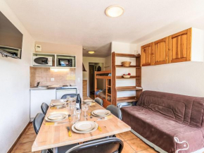 Apartment Les Olympiques - Tignes 1800-4 by Interhome